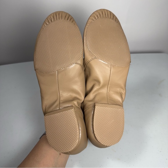 NEW Bloch Dance Women's Jazzsoft Split Sole Leather Jazz Shoe in Tan Size 8 - Picture 4 of 11